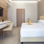 게스트하우스 Mesbeglia Luxury 4*