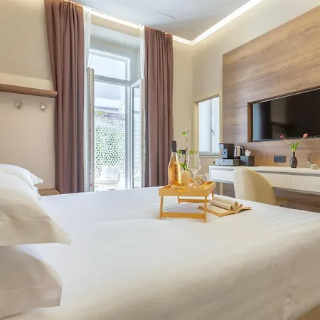 Mesbeglia Luxury אלגהרו