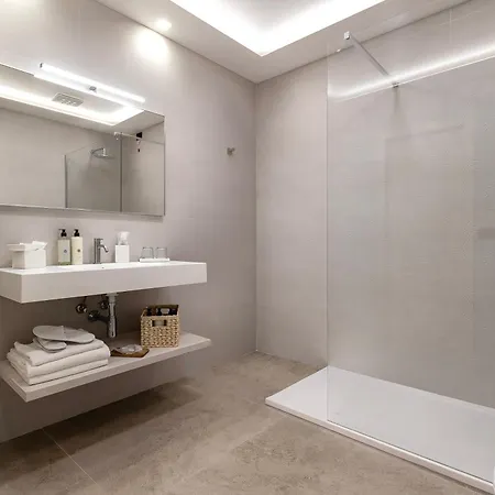 Mesbeglia Luxury ألغيرو